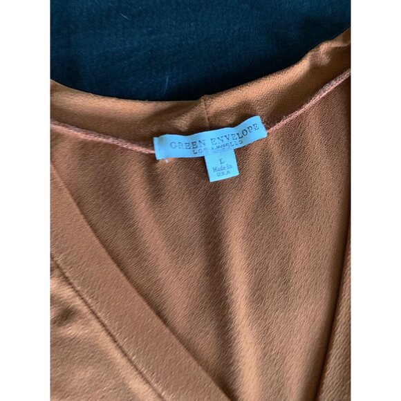 Green Envelope Los Angeles Womens Sleeveless V-Neck Top Size Large - Picture 3 of 8